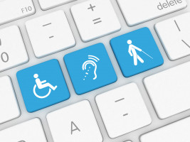 Image représentant un clavier d'ordinateur avec sur les touches de ce clavier les logos représentant le handicap moteur, visuel et auditif