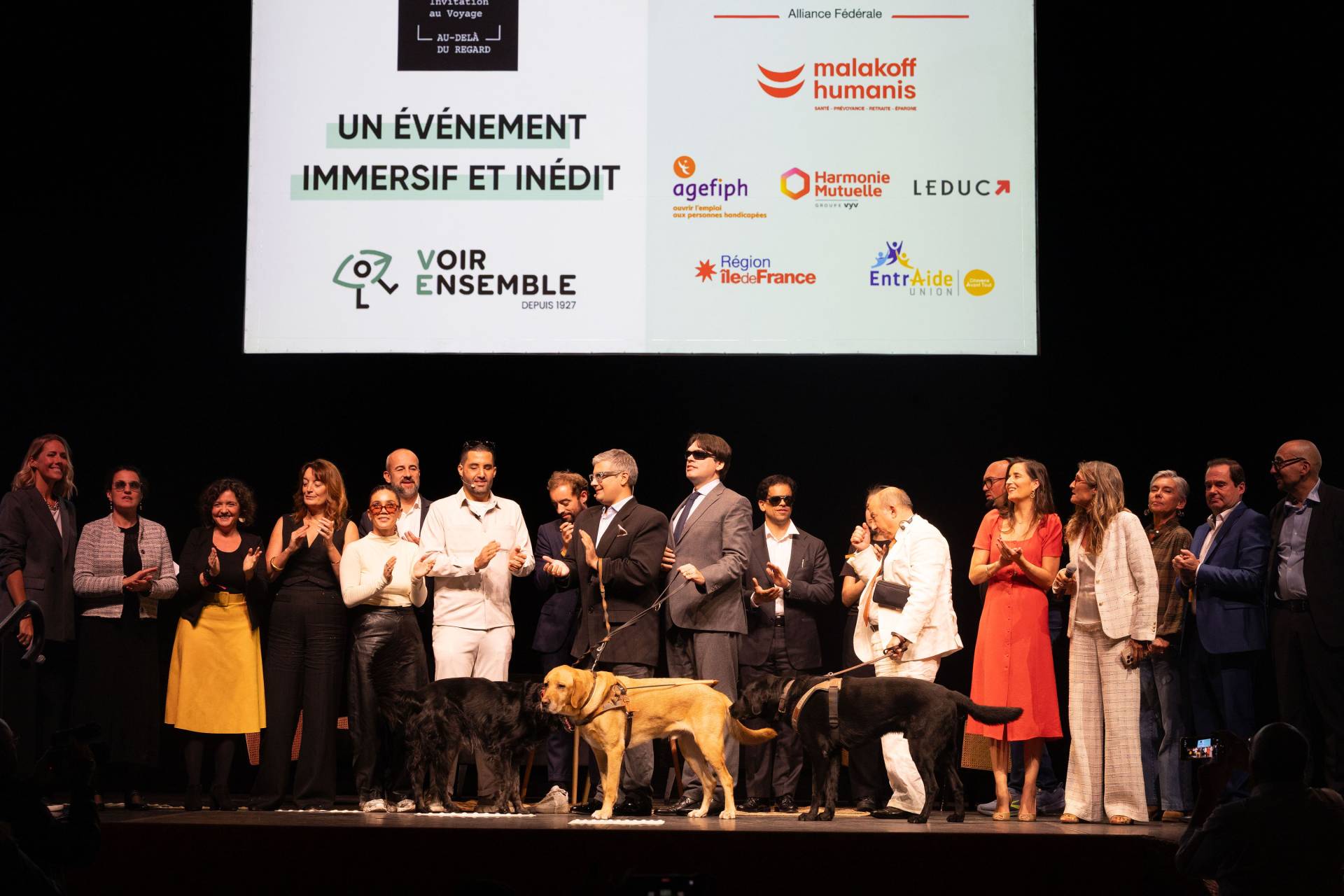 AUDELADUREGARD2026 210